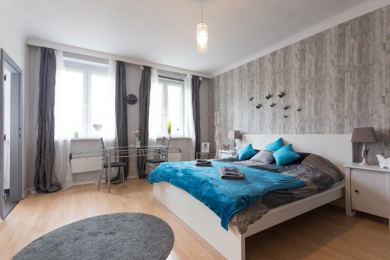 Cute Red Star Studio City Center Viena Exterior foto